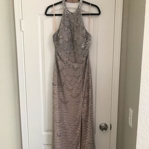Adrianna Papell gown *NWT* Silver Nude Size 10
